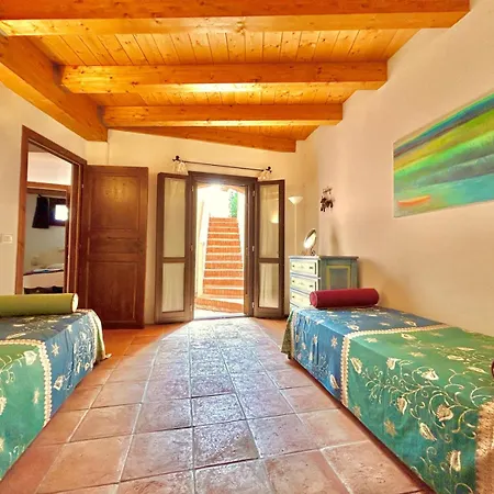 Acquamarina Facing The Golf Course
