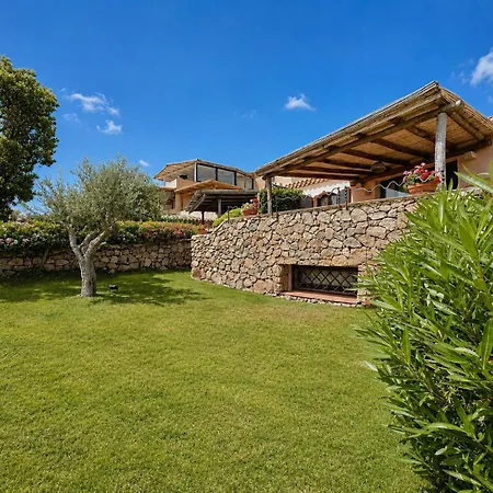 Acquamarina Facing The Golf Course *